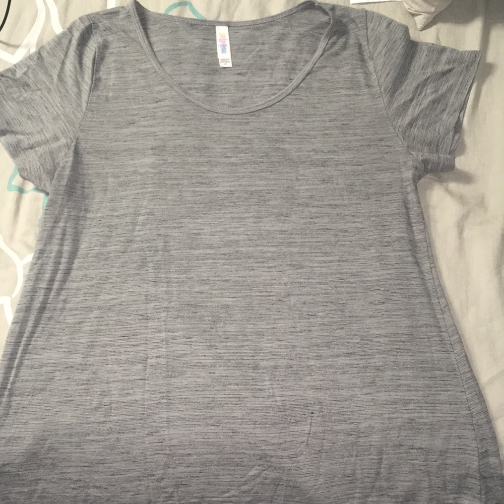 Lularoe Classic Tee